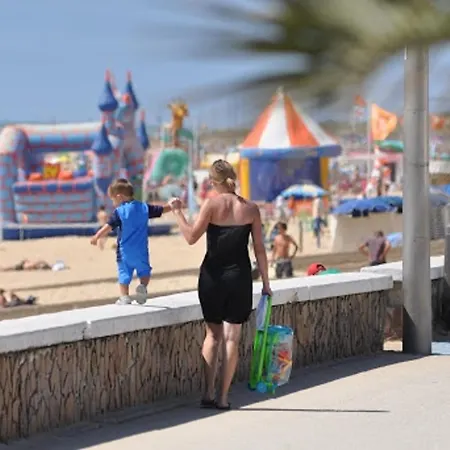 Appartement Confortable Pour 4 Personnes Proche - Fr-1-323-423 *