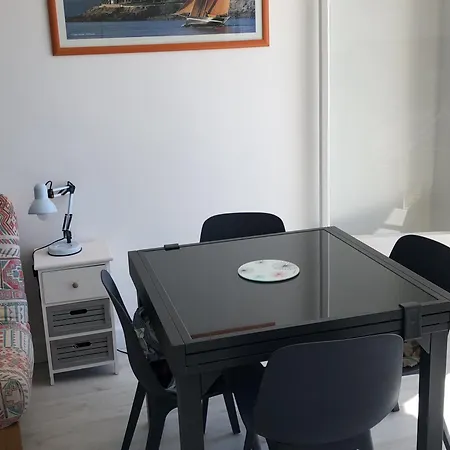 Confortable Pour 4 Personnes Proche - Fr-1-323-423 Апартаменты