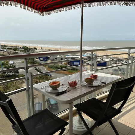 Confortable Pour 4 Personnes Proche - Fr-1-323-423