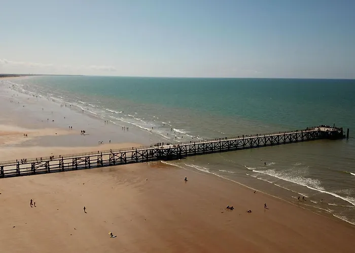 Confortable Pour 4 Personnes Proche - Fr-1-323-423