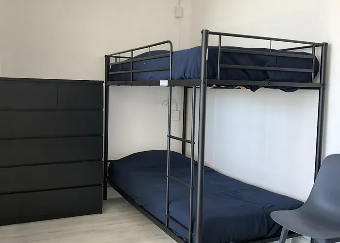 아파트 Confortable Pour 4 Personnes Proche - Fr-1-323-423 생장드몽