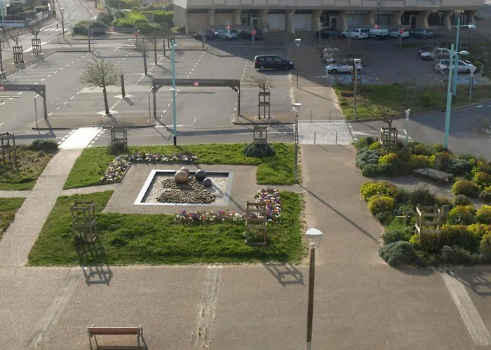 Confortable Pour 4 Personnes Proche - Fr-1-323-423 아파트 생장드몽