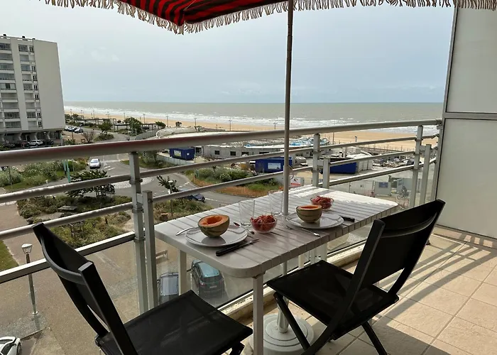 Confortable Pour 4 Personnes Proche - Fr-1-323-423